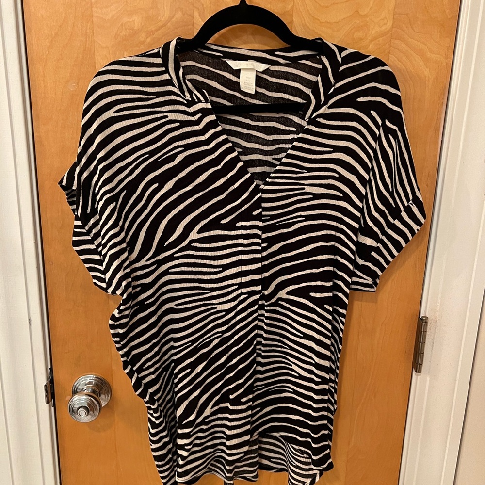 Zebra print top size 6